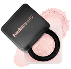 HUDA BEAUTY Easy Bake Blurring Loose Baking & Setting Powder